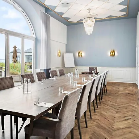 Marienlyst Strandhotel Отель 4*