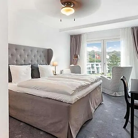 ホテル Marienlyst Strandhotel 4*